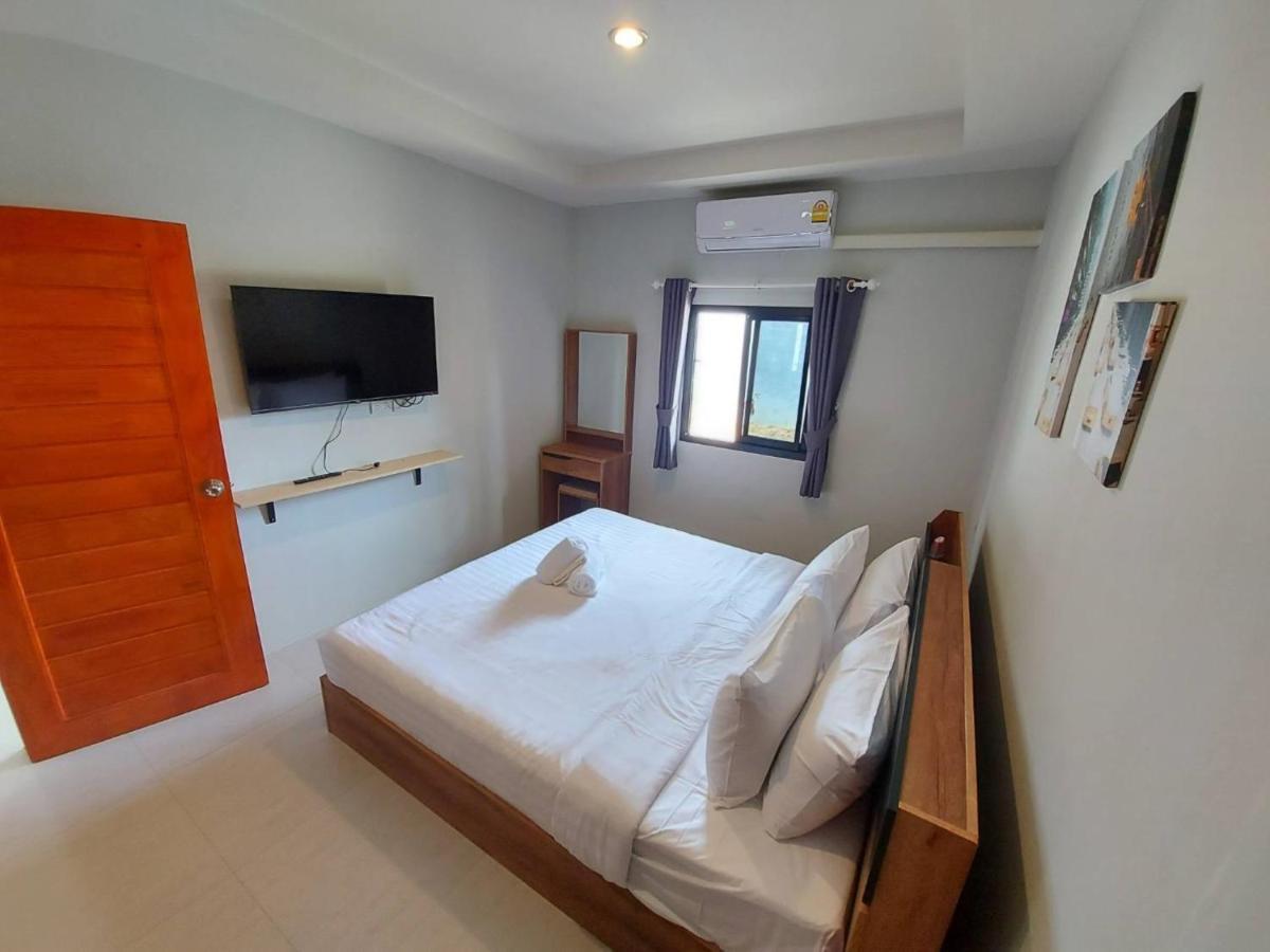 Malinee Resort Bang Tao Beach  Exterior photo